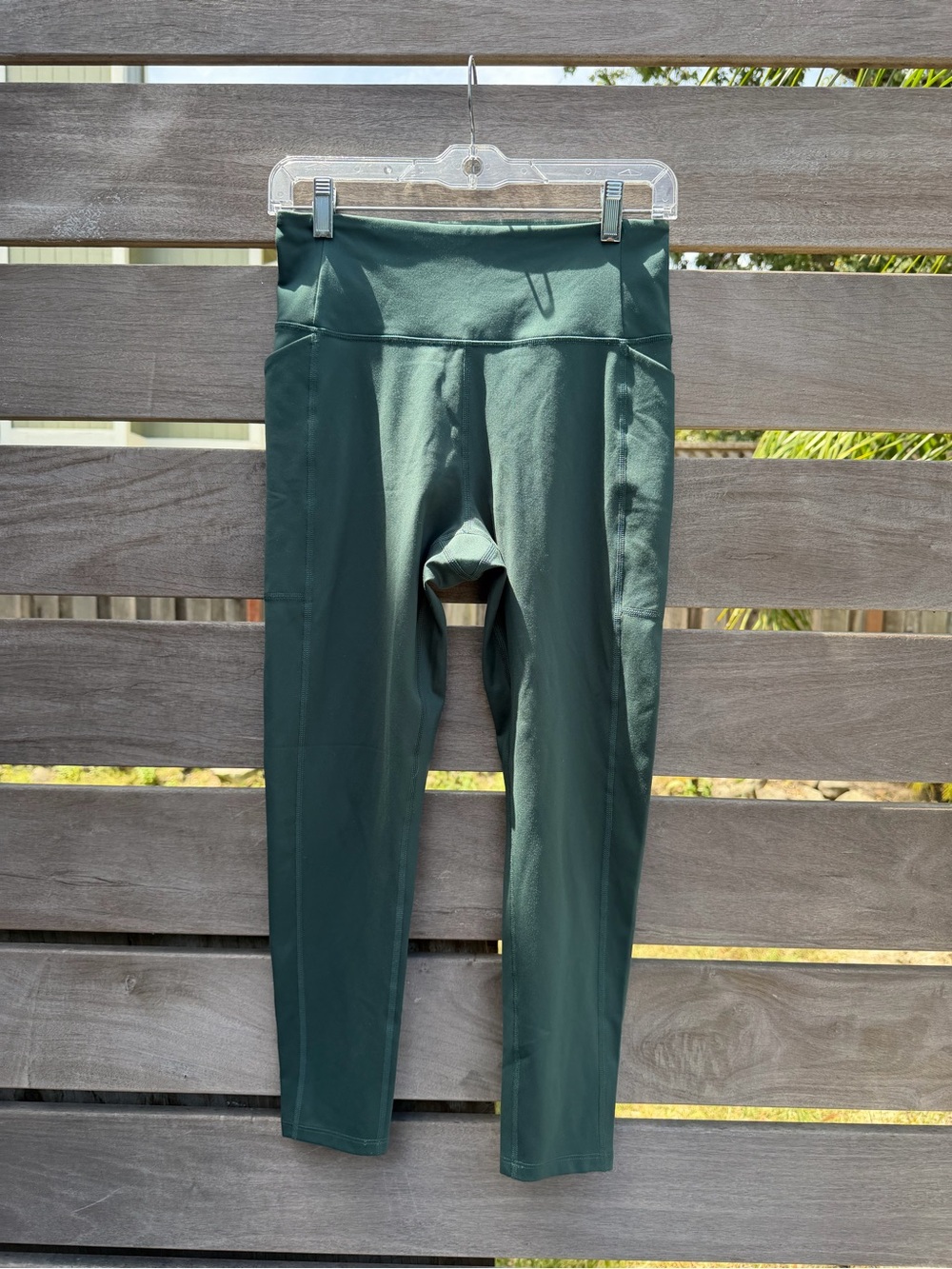 Girlfriend Collective Dark Green High Rise Pocket Leggings Medium 23” Crop